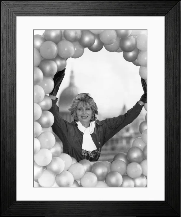 Framed Print : Joanna Lumley actress launches an appeal in aid of Oxfam air miles travel vouchers at the London Press Centre