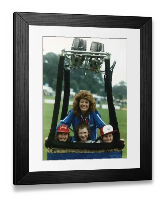 Framed Print : Rula Lenska actress stands in hot air balloon with three children. September 1988 Framed Print : Rula Lenska actress stands in hot air balloon with three children. September 1988