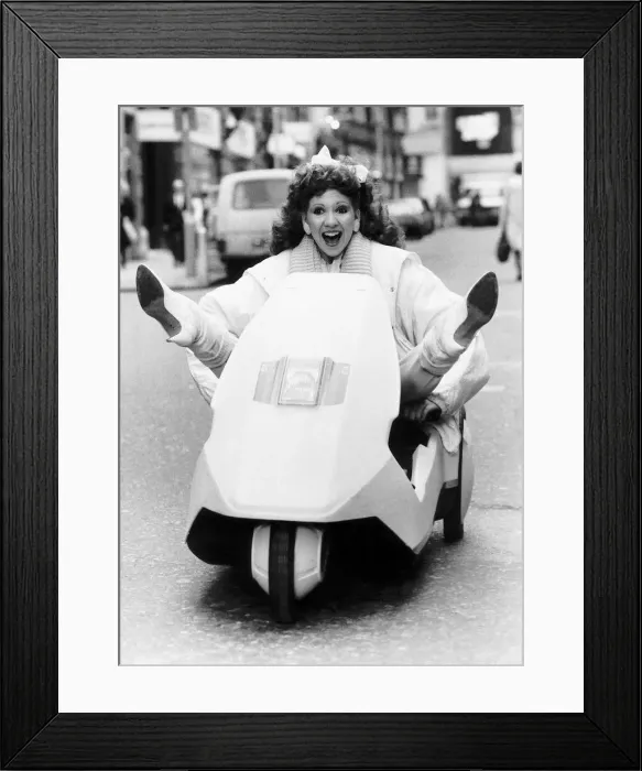 Framed Print : Bonnie Langford Actress driving a Sinclair C5 Motor Cars Framed Print : Bonnie Langford Actress driving a Sinclair C5 Motor Cars