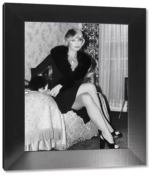 Elke Sommer German Actress - January 1974 dbase msi