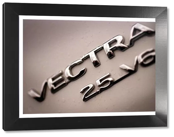VAUXHALL VECTRA BADGE FEBRUARY 1999 2. 5 V6