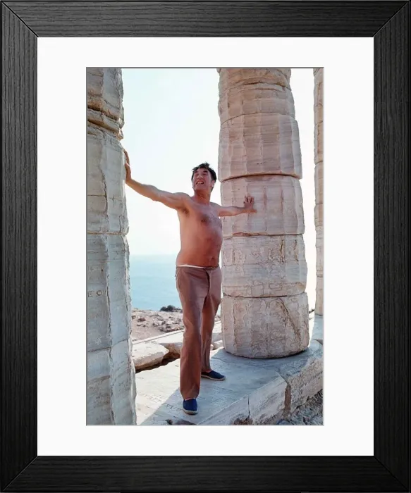 Framed Print : Frankie Howerd on holiday - August 1970 Dbase MSI Framed Print : Frankie Howerd on holiday - August 1970 Dbase MSI
