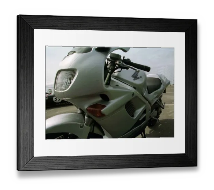 Framed Print : Honda VFR 750cc motorbike August 1997
