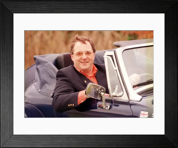 Framed Print : PETER SHAND WITH HIS PANTHER KALISTA March 1999 Framed Print : PETER SHAND WITH HIS PANTHER KALISTA March 1999