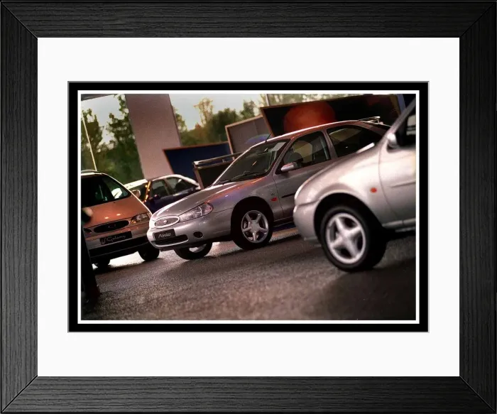 Framed Print : NEW FORD CAR DEALERSHIP IN EDINBURGH SEPTEMBER 1999 FOR ROAD RECORD SHOWROOM Framed Print : NEW FORD CAR DEALERSHIP IN EDINBURGH SEPTEMBER 1999 FOR ROAD RECORD SHOWROOM