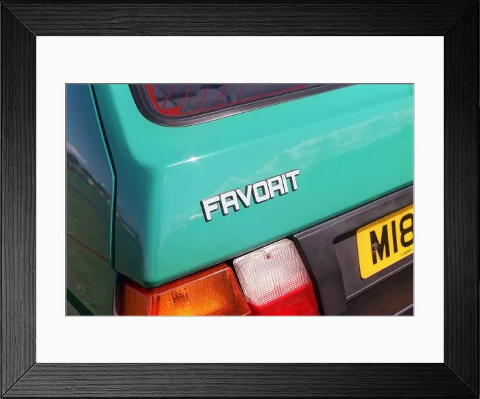 Framed Print : Second hand Skoda Favorit vehicle June 1999 green body colour Framed Print : Second hand Skoda Favorit vehicle June 1999 green body colour