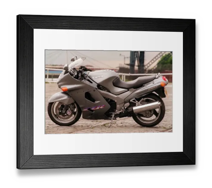 Framed Print : KAWASAKI 1100 MOTORBIKE AUGUST 1997