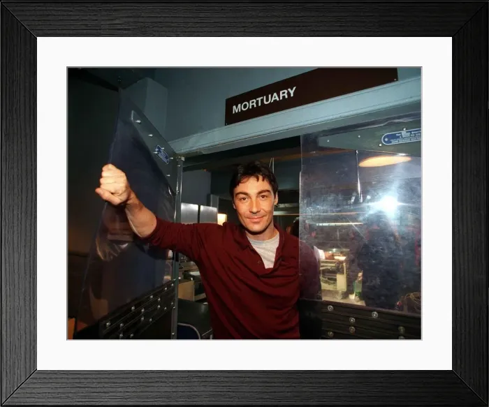 Framed Print : Actor Nathaniel Parker October 1998 Framed Print : Actor Nathaniel Parker October 1998