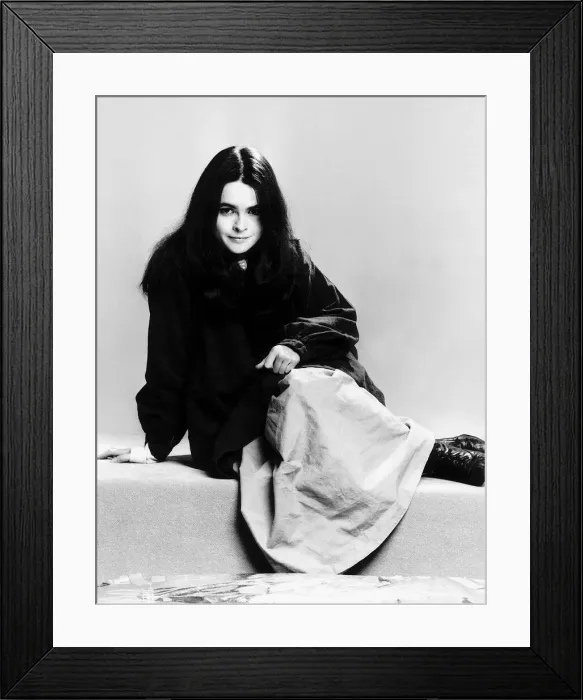 Framed Print : Helena Bonham Carter - April 1986 dbase MSI