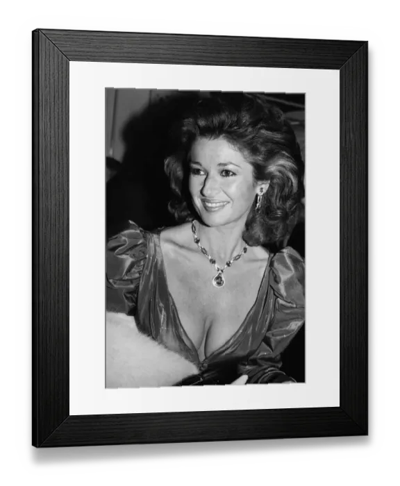 Framed Print : Stephanie Beacham Actress DBase MSI dh002 Framed Print : Stephanie Beacham Actress DBase MSI dh002