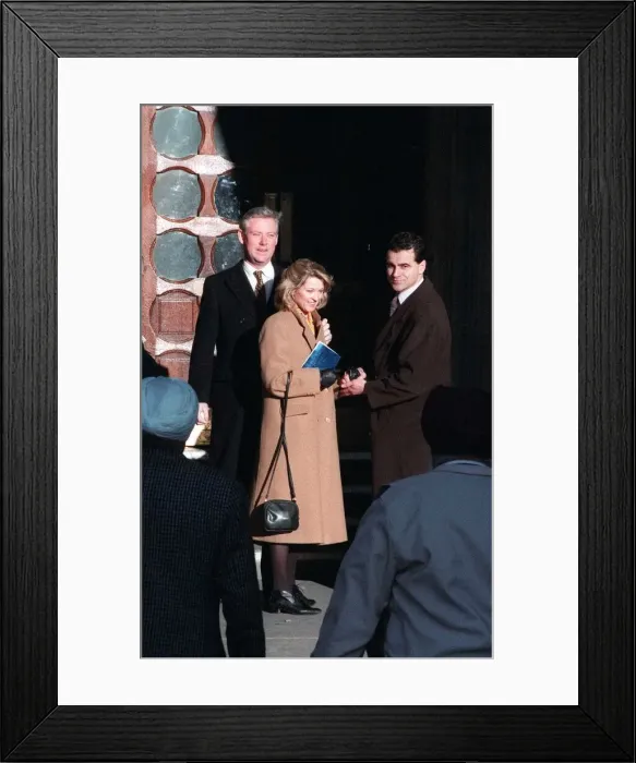 Framed Print : Gillian Taylforth January 1994 actress outside court during the libel suit against Framed Print : Gillian Taylforth January 1994 actress outside court during the libel suit against