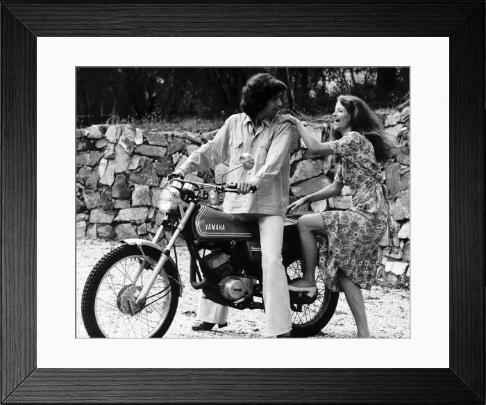 Framed Print : Charlotte Rampling with boyfriend Jean Michel Jarre - August 1977 Dbase MSI Framed Print : Charlotte Rampling with boyfriend Jean Michel Jarre - August 1977 Dbase MSI