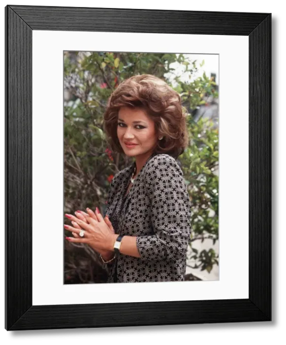 Framed Print : Stephanie Beecham actress - February 1986 dbase MSI