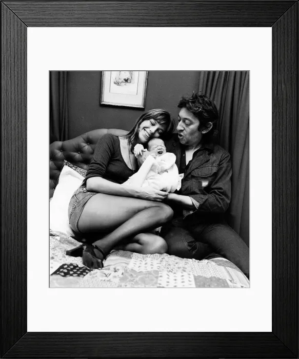 Framed Print : Jane Birkin Actress - August AÔé¼971 With Daughter Charlotte Lucy