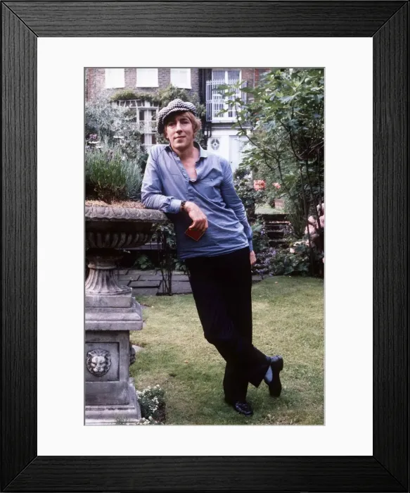 Framed Print : Actor and comedian Peter Cook - August 1980 dbase MSI Framed Print : Actor and comedian Peter Cook - August 1980 dbase MSI
