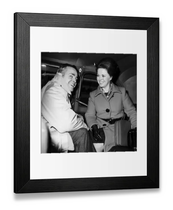 Framed Print : Shirley Temple Black Child Actress in london sitting in taxi with husband Dbase MSI Framed Print : Shirley Temple Black Child Actress in london sitting in taxi with husband Dbase MSI