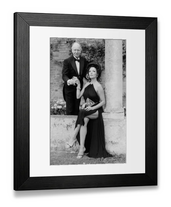 Framed Print : Sir John Guilgud and Joan Collins September 1978 In Roald Dahls