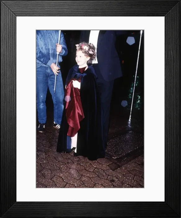 Framed Print : Drew Barrymore at Premiere of ET'film December 1982 Framed Print : Drew Barrymore at Premiere of ET'film December 1982