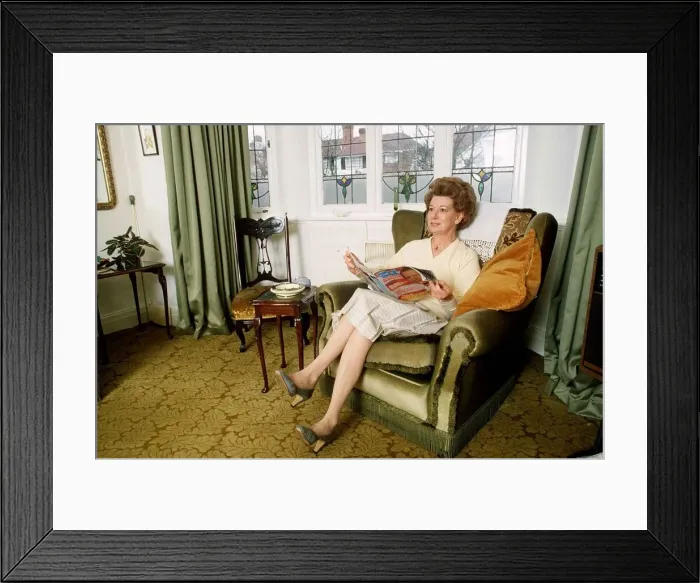 Framed Print : Jean Alexander Actress - May 1983 DBase MSI Framed Print : Jean Alexander Actress - May 1983 DBase MSI