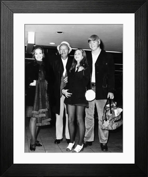 Framed Print : Bing Crosby arrives in London with his family - August 1972 dbase MSI Framed Print : Bing Crosby arrives in London with his family - August 1972 dbase MSI