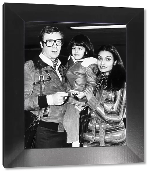 Michael Caine Actor with wife and daughter at Heathrow Airport DBase MSI