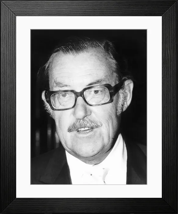 Framed Print : Alan Whicker TV Presenter at Lime Grove Studios A©Mirrorpix Framed Print : Alan Whicker TV Presenter at Lime Grove Studios A©Mirrorpix