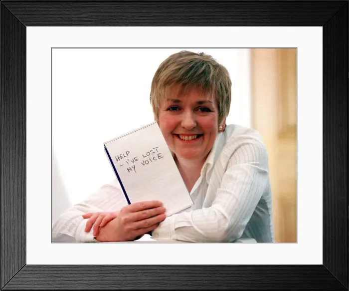 Framed Print : Brenda Patterson TV Presenter at home January 1998 after losing her voice