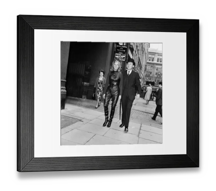Framed Print : Honor Blackman and Patrick MacNee from the TV Programme The Avengers. 18th September 1963 Framed Print : Honor Blackman and Patrick MacNee from the TV Programme The Avengers. 18th September 1963