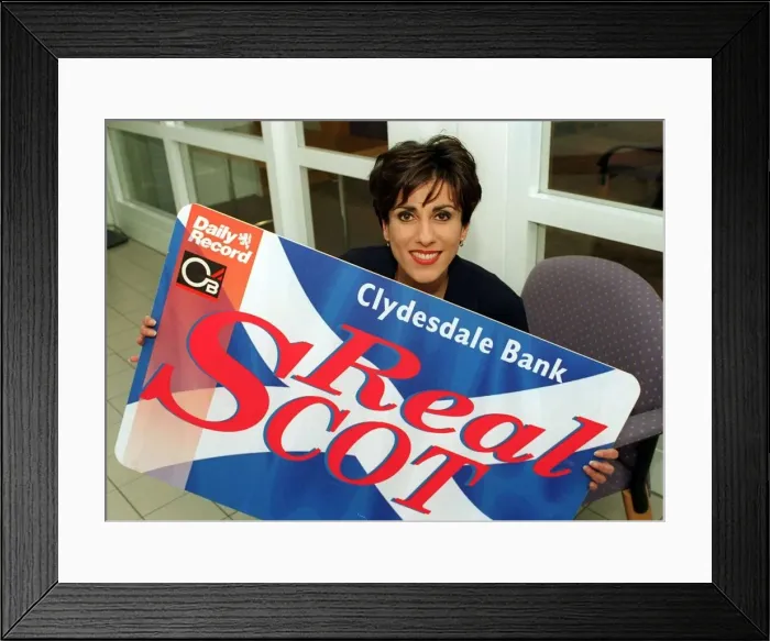 Framed Print : Shereen Nanjiani with Real Scot Card A©mirrorpix Framed Print : Shereen Nanjiani with Real Scot Card A©mirrorpix