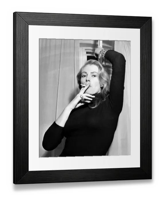 Framed Print : Actress Anita Ekberg seen here during a Daily Mirror photo shoot in her hotel room were