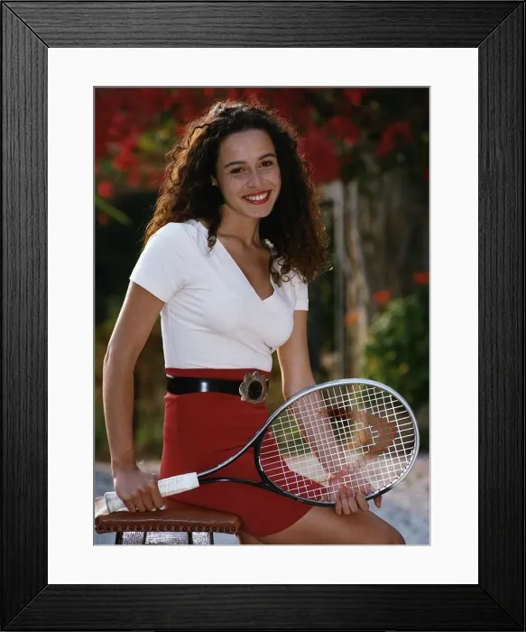 Framed Print : Esperanza Campuzano actress Appearing in an episode of Kinsey Sitting on chair Framed Print : Esperanza Campuzano actress Appearing in an episode of Kinsey Sitting on chair