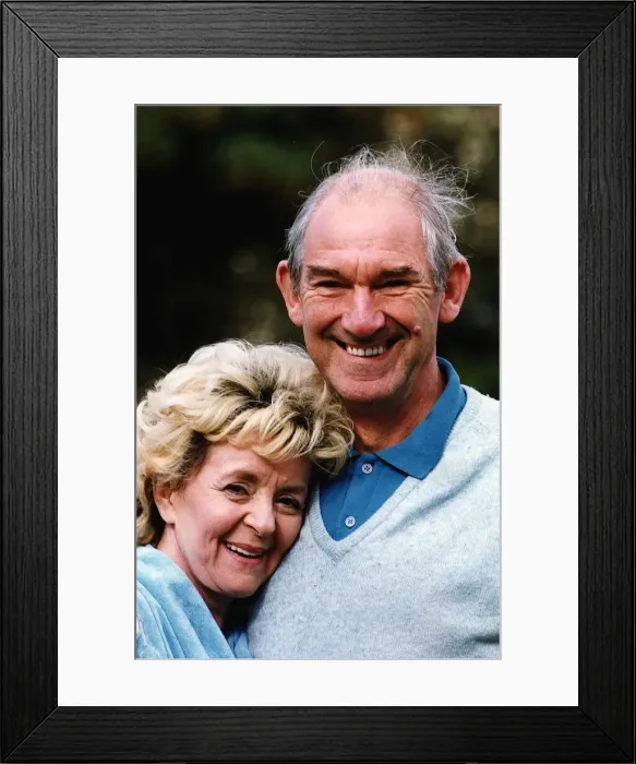 Framed Print : Lynne Perrie with her husband Derek Coronation Street Actress Framed Print : Lynne Perrie with her husband Derek Coronation Street Actress
