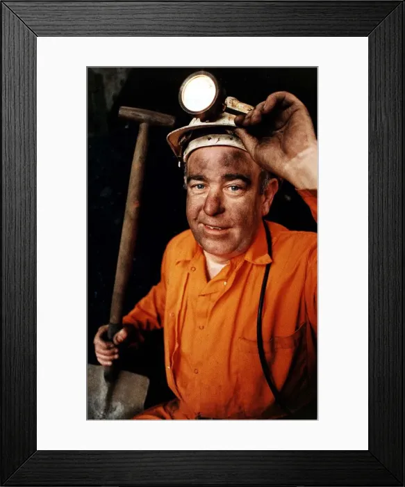 Framed Print : Bobby Chatham, a coal miner at Danderhall colliery in Midlothian Framed Print : Bobby Chatham, a coal miner at Danderhall colliery in Midlothian