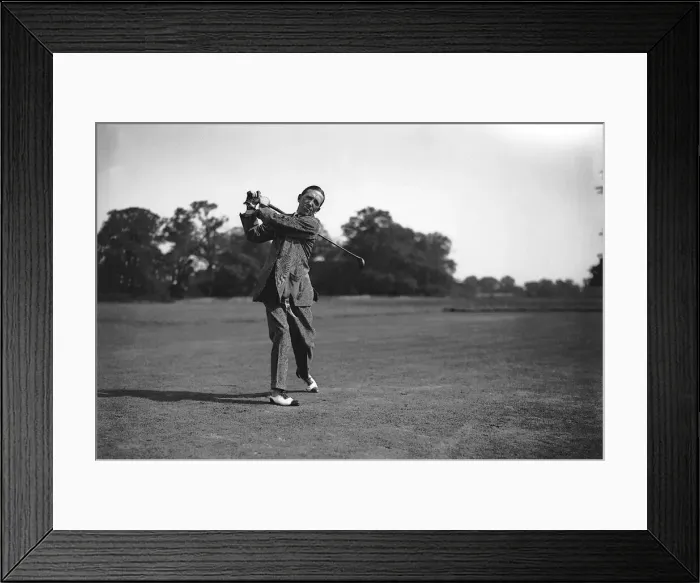 Framed Print : Gerald Du Maurier actor in Stage Golf Competition. The British actor Framed Print : Gerald Du Maurier actor in Stage Golf Competition. The British actor
