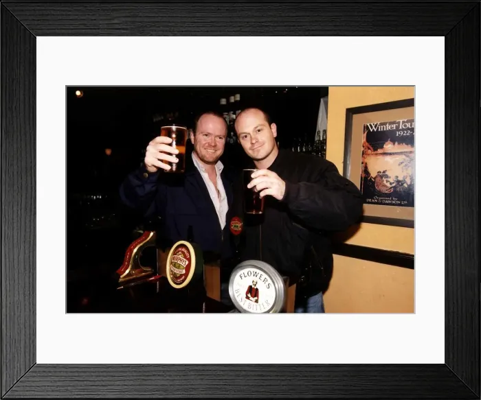 Framed Print : Ross Kemp Actor TV Soap'Eastenders'with Steve McFadden in a pub Framed Print : Ross Kemp Actor TV Soap'Eastenders'with Steve McFadden in a pub