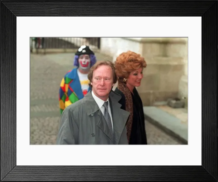 Framed Print : Denis Waterman Actor with wife Rula Lenska at Les Dawsons Memorial