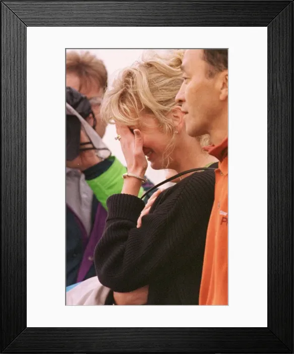 Framed Print : Debi Watts the wife of golfer Brian Watts in tears as her husband loses the play off in Framed Print : Debi Watts the wife of golfer Brian Watts in tears as her husband loses the play off in