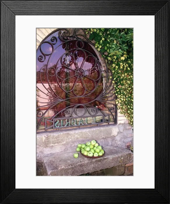 Framed Print : Apples on Dish Italy