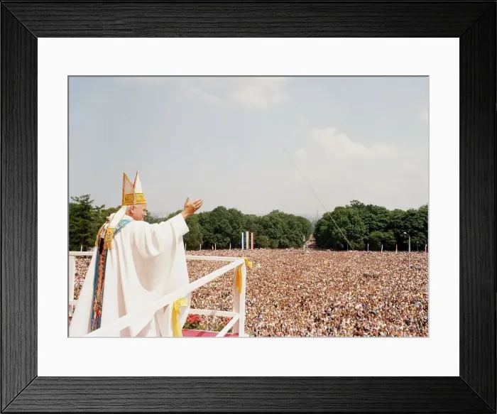 Framed Print : Pope John Paul II in Scotland June 1982 greeting the crowd Framed Print : Pope John Paul II in Scotland June 1982 greeting the crowd