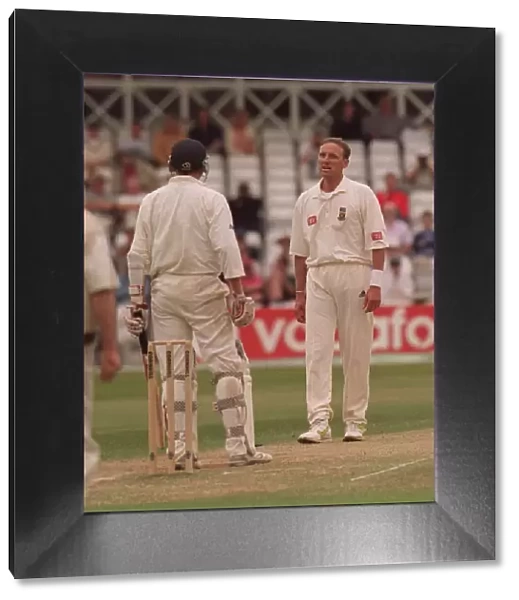 Allan Donald confronts Mike Atherton July 1998 in their 4th Test clash at Trent
