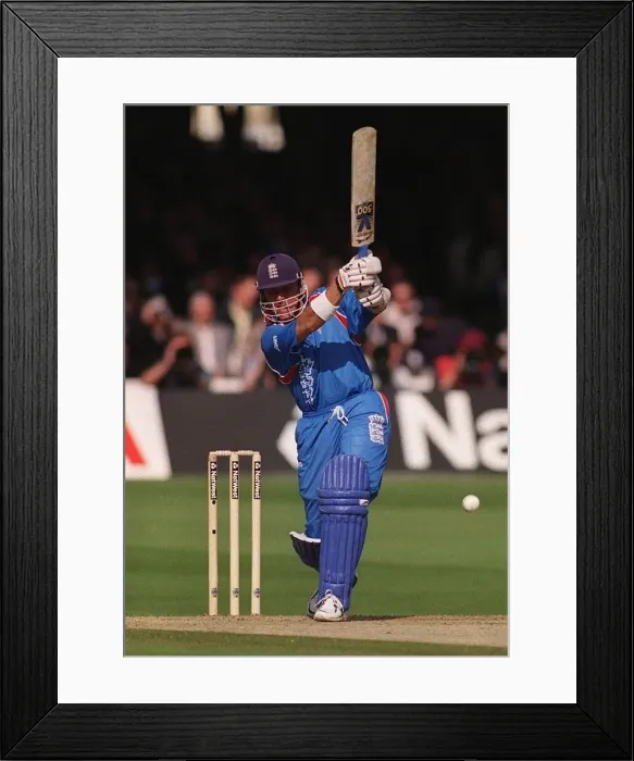 Framed Print : Alec Stewart England cricket captain May 1999 in action against Sri Lanka in
