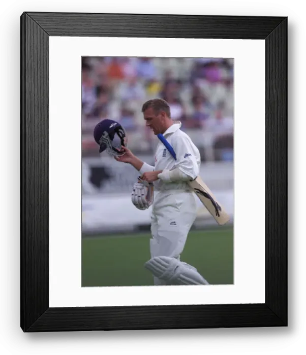 Framed Print : Alec Stewart Cricket Player Of England July 1999 Walks Back To The Pavillion For Framed Print : Alec Stewart Cricket Player Of England July 1999 Walks Back To The Pavillion For