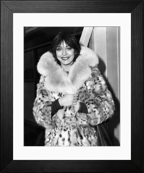 Framed Print : Lesley Anne Down Actress - February 1980 dbase Framed Print : Lesley Anne Down Actress - February 1980 dbase