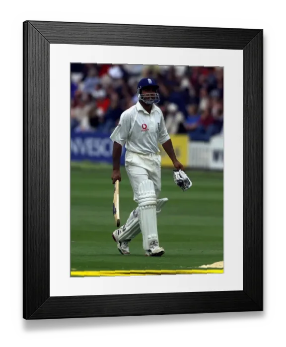 Framed Print : Aftab Habib Of England Walks Back To The Pavillion 1999 After Being Bowled By Framed Print : Aftab Habib Of England Walks Back To The Pavillion 1999 After Being Bowled By