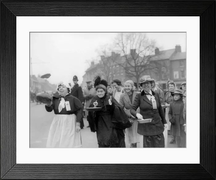Framed Print : Traditional Pastimes The Olney Pancake Race Febuary 1956 The ladies get