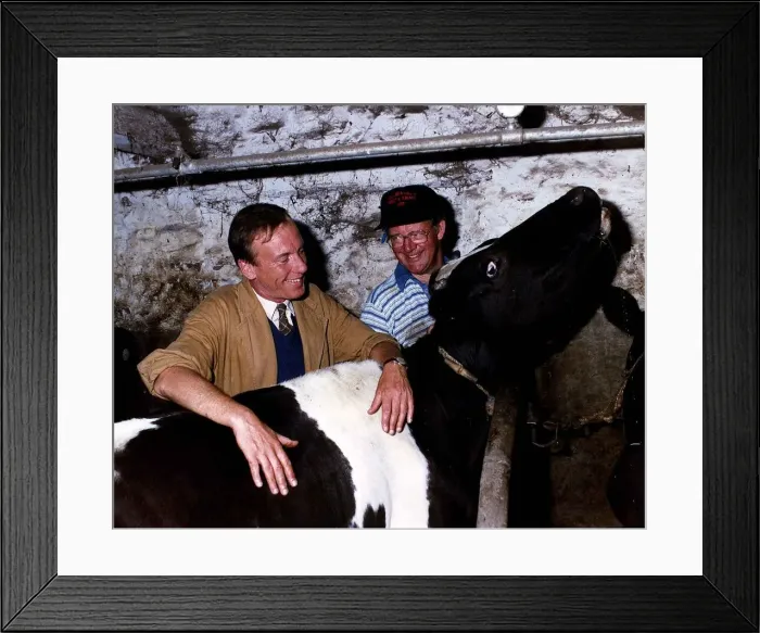 Framed Print : Christopher Timothy actor stars in All Creatures Great and Small Framed Print : Christopher Timothy actor stars in All Creatures Great and Small