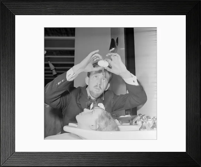 Framed Print : Hairdresser George Frances giving an egg shampoo Alternative Beauty Treatments Framed Print : Hairdresser George Frances giving an egg shampoo Alternative Beauty Treatments