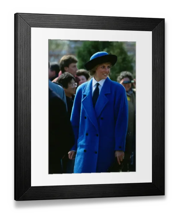 Framed Print : Princess Diana, Princess of Wales, wearing a blue coat at Scotland Glasgow Garden Framed Print : Princess Diana, Princess of Wales, wearing a blue coat at Scotland Glasgow Garden
