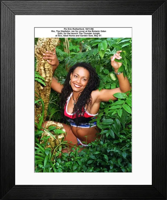 Framed Print : Rio Gladiator from the TV Programme Gladiators at the Botanic Gardens Edinburgh