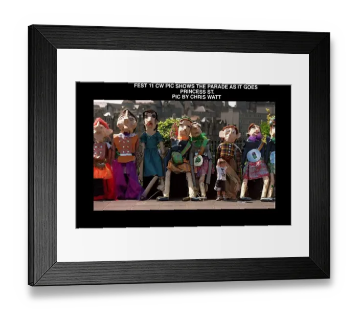 Framed Print : Edinburgh festival parade august 1997 Large paper mache models of men in highland dress